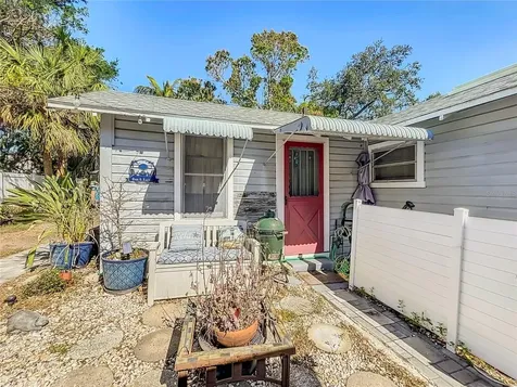 1687 Arlington Street Sarasota FL 34239