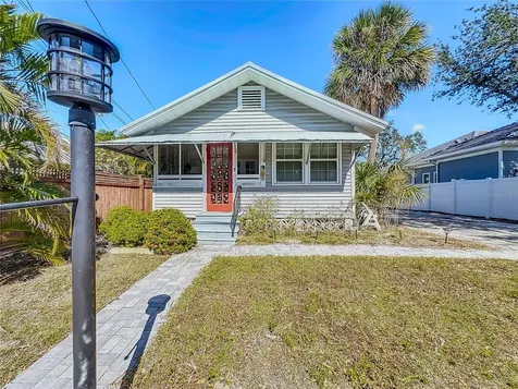 1687 Arlington Street Sarasota FL 34239