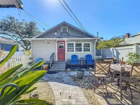 1687 Arlington Street Sarasota FL 34239