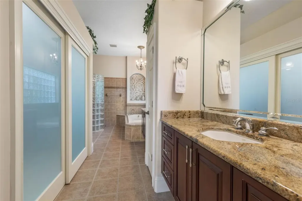 62 Oak View Circle W Palm Coast FL 32137