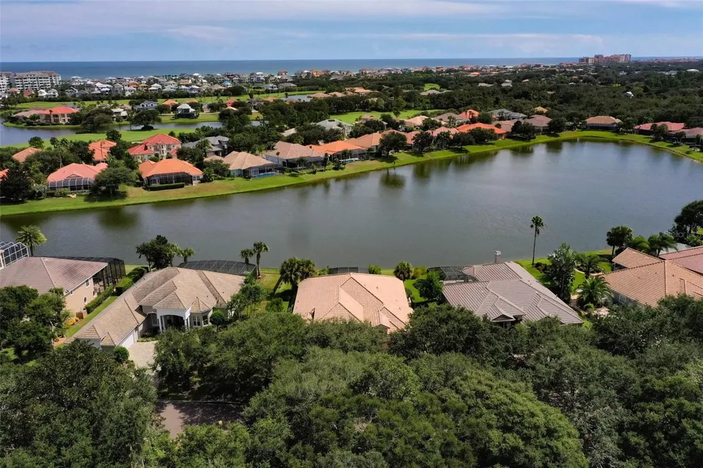 62 Oak View Circle W Palm Coast FL 32137