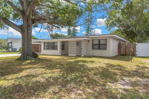 6360 34th Avenue N St Petersburg FL 33710