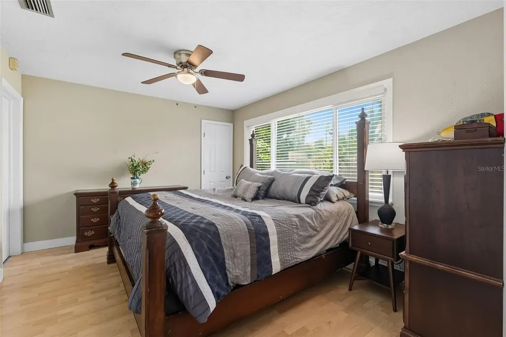 1701 Pinellas Point Drive S St Petersburg FL 33712