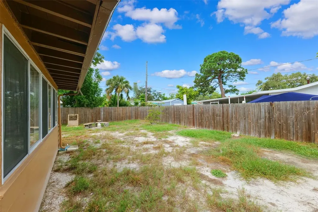 1701 Pinellas Point Drive S St Petersburg FL 33712