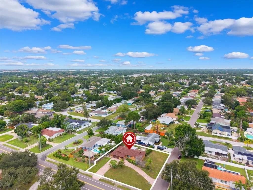 1701 Pinellas Point Drive S St Petersburg FL 33712