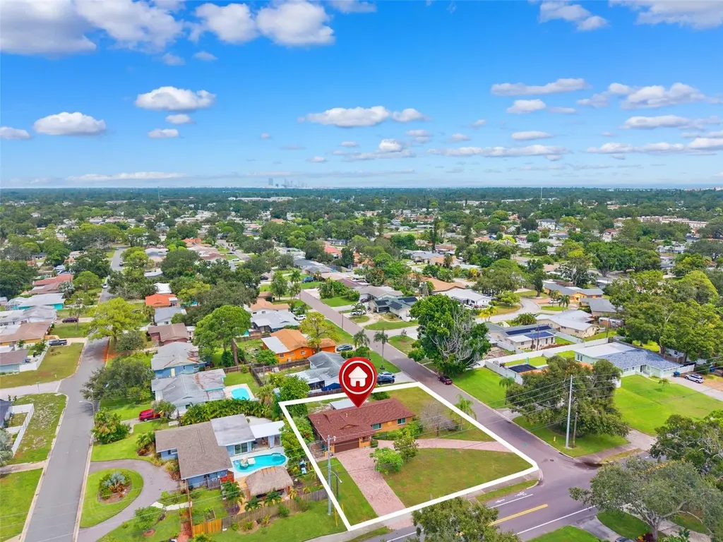 1701 Pinellas Point Drive S St Petersburg FL 33712