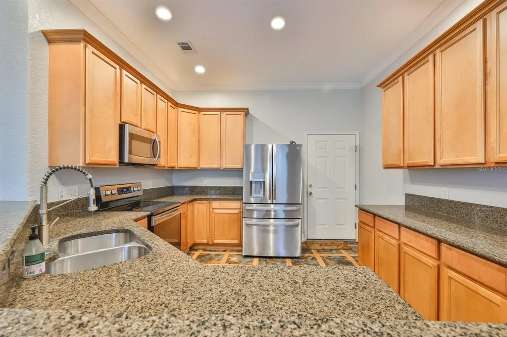 517 Villa Treviso Court Apollo Beach FL 33572