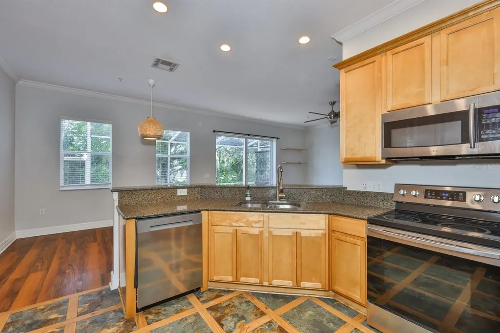 517 Villa Treviso Court Apollo Beach FL 33572