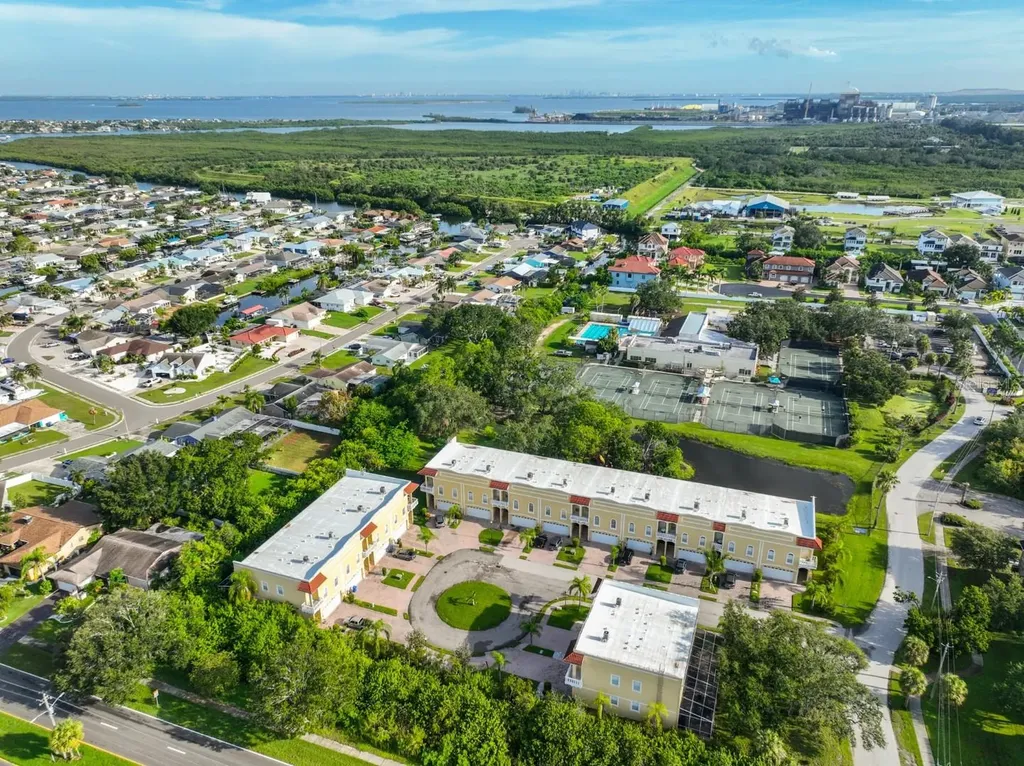 517 Villa Treviso Court Apollo Beach FL 33572