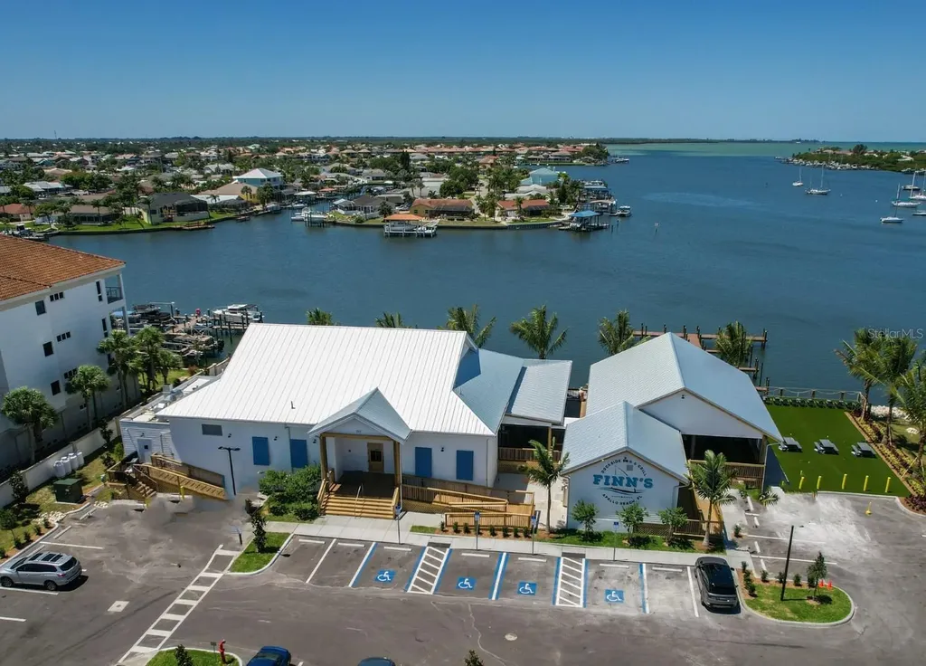 517 Villa Treviso Court Apollo Beach FL 33572
