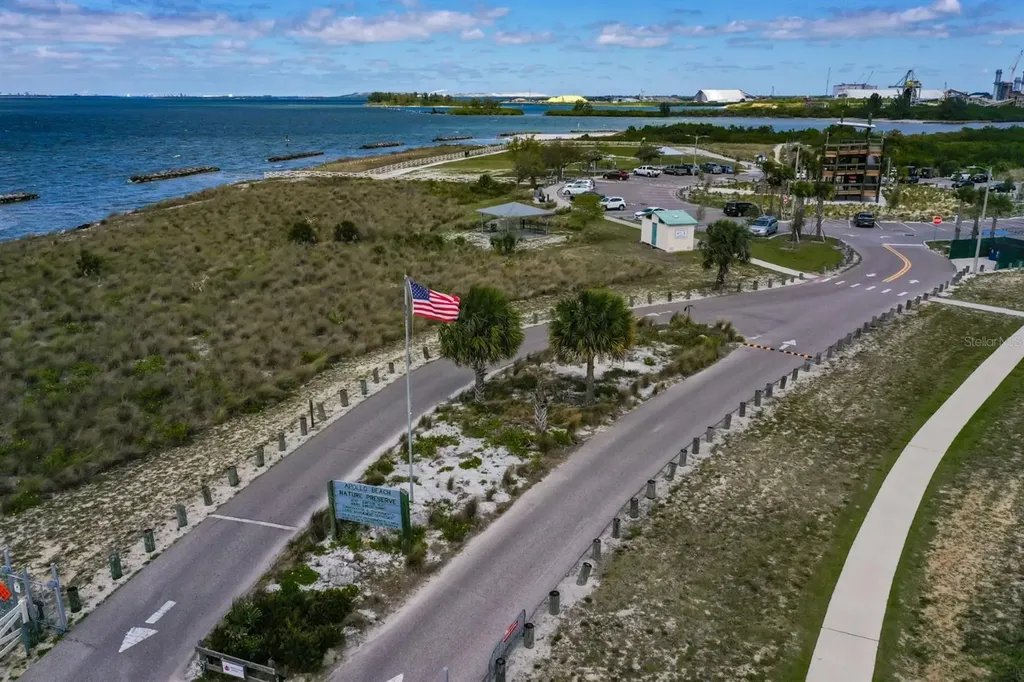517 Villa Treviso Court Apollo Beach FL 33572