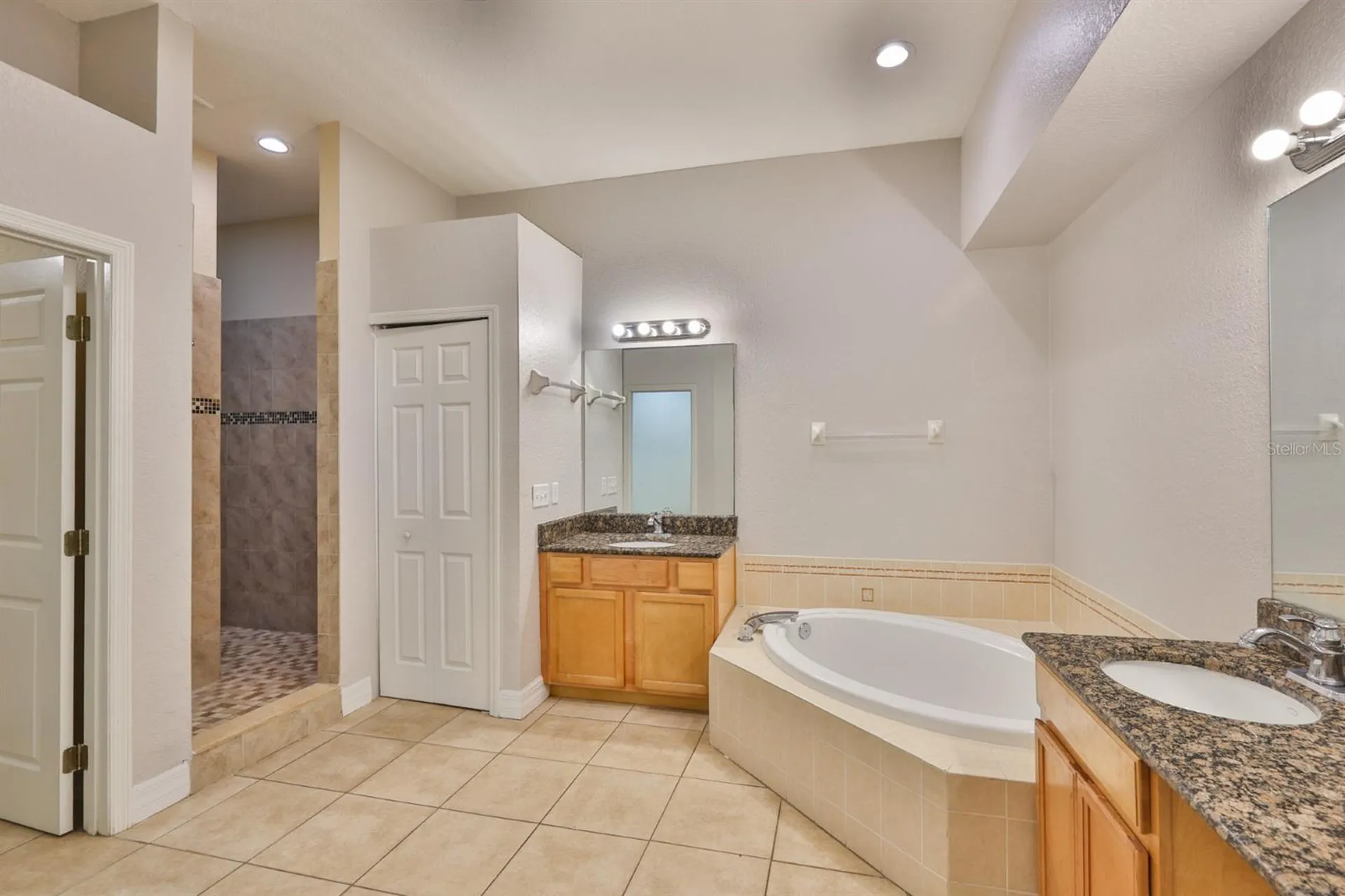 517 Villa Treviso Court Apollo Beach FL 33572