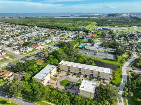 517 Villa Treviso Court Apollo Beach FL 33572