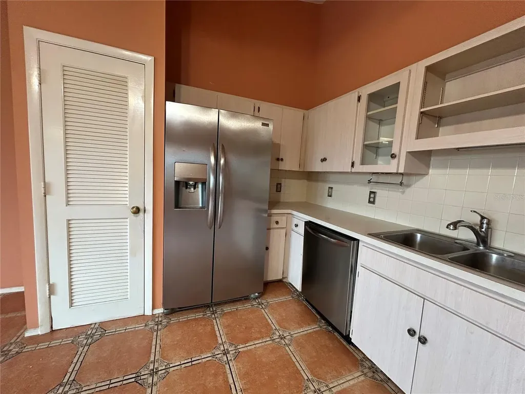 2221 Norwegian Drive Clearwater FL 33763
