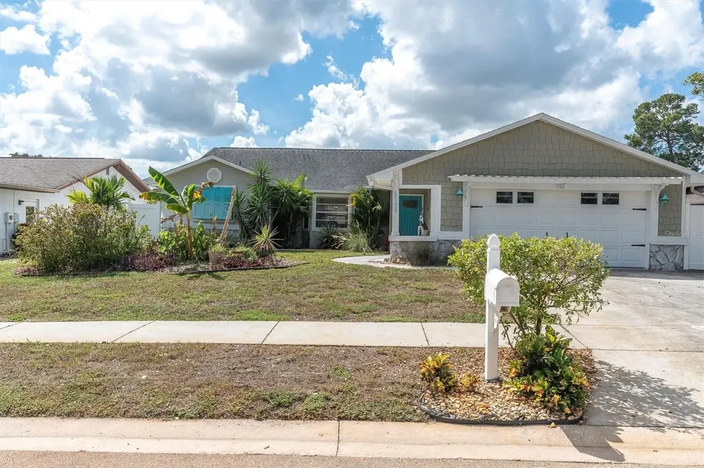 10105 Briar Circle Hudson FL 34667