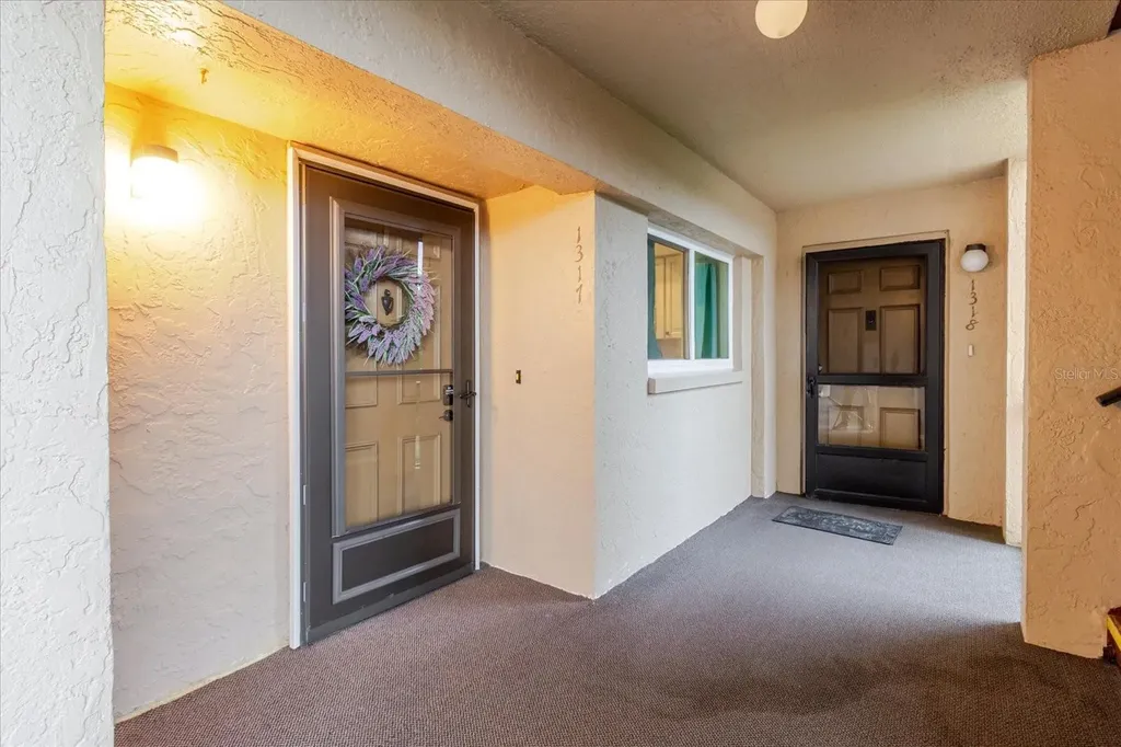 90 S Highland Avenue Tarpon Springs FL 34689
