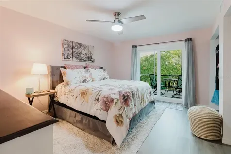 90 S Highland Avenue Tarpon Springs FL 34689