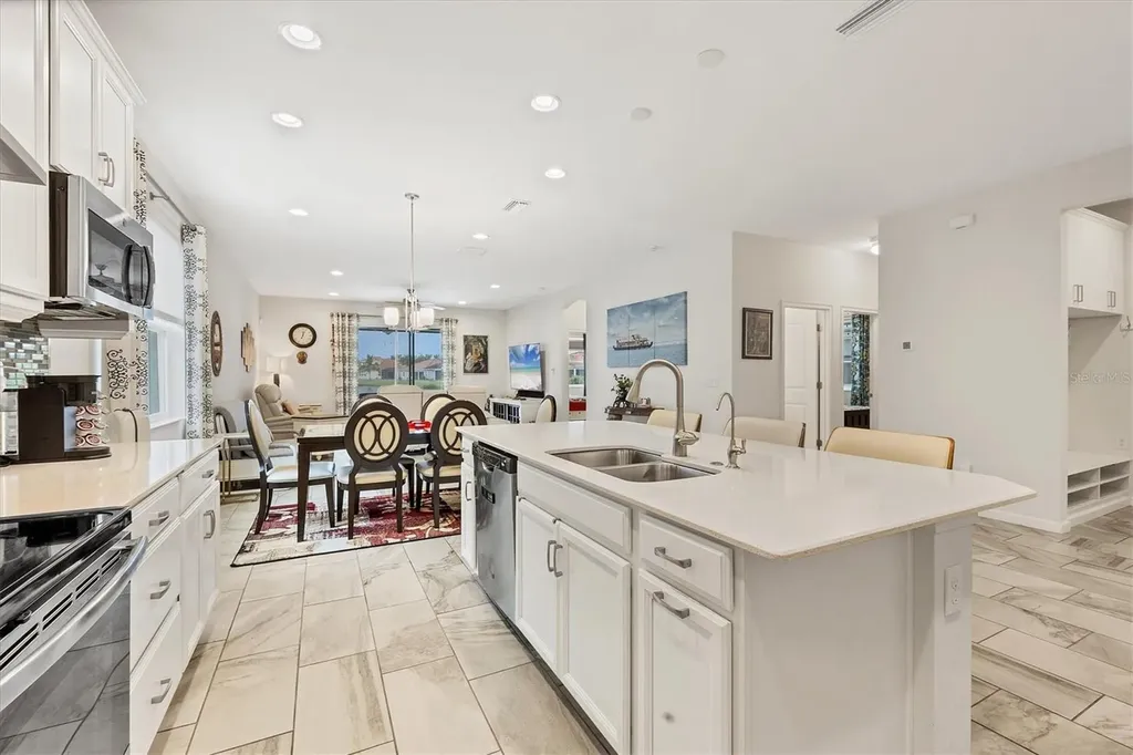 7107 Indus Valley Circle Parrish FL 34219