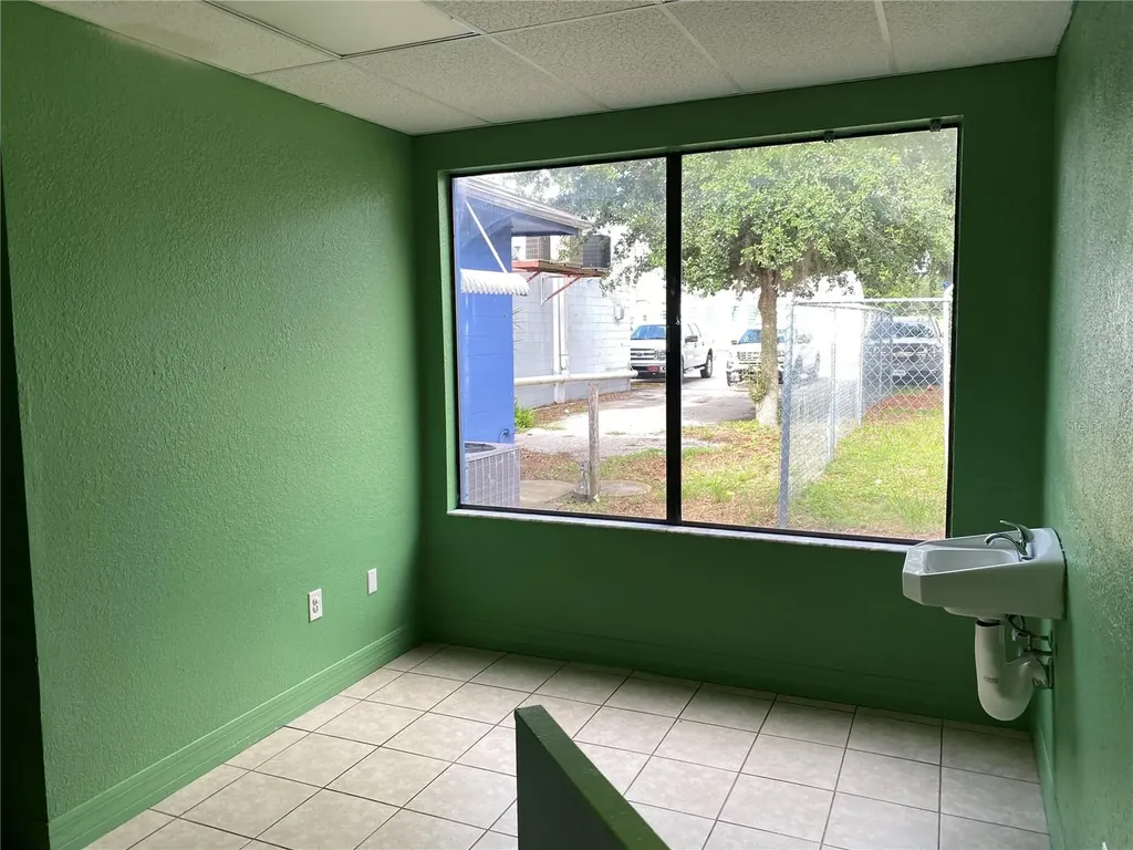 207 N Scenic Highway Frostproof FL 33843