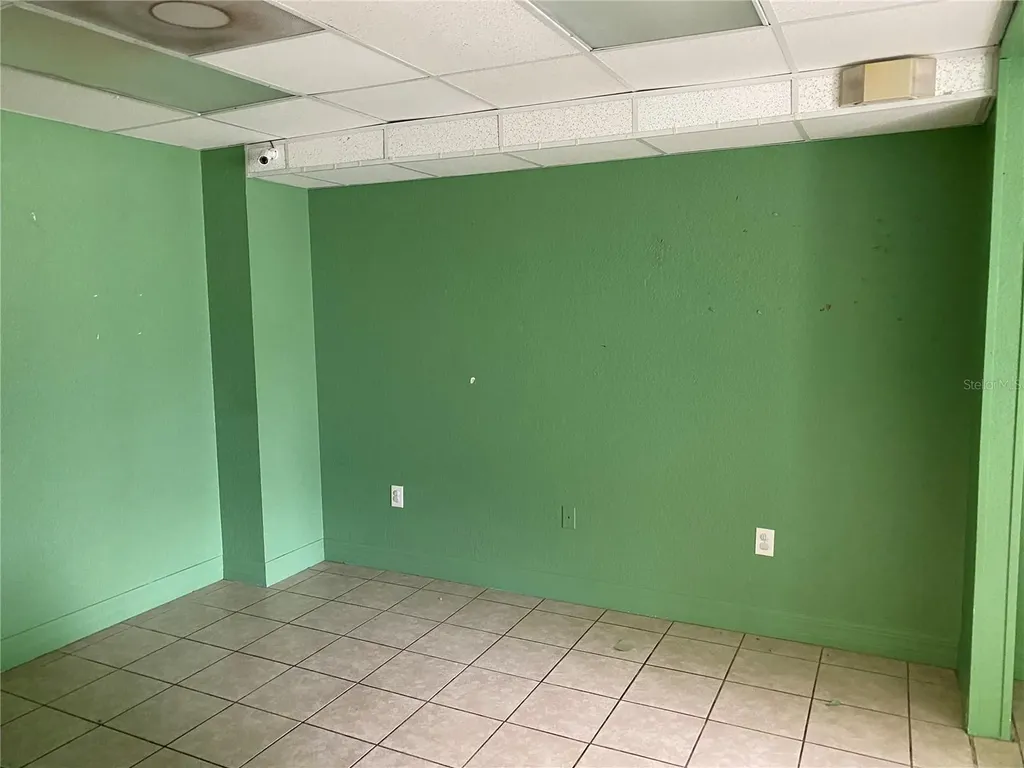 207 N Scenic Highway Frostproof FL 33843