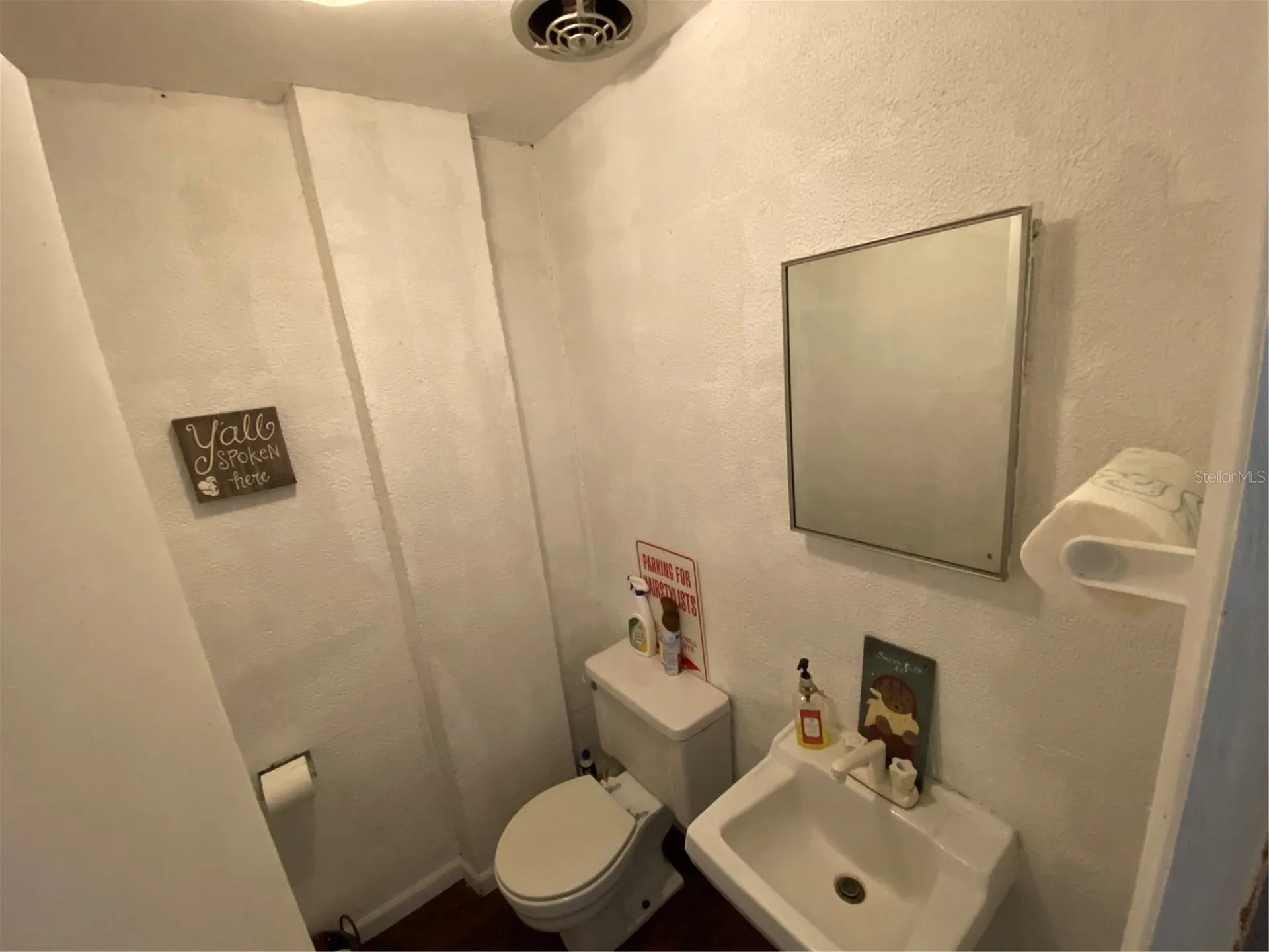 207 N Scenic Highway Frostproof FL 33843