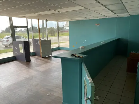 207 N Scenic Highway Frostproof FL 33843