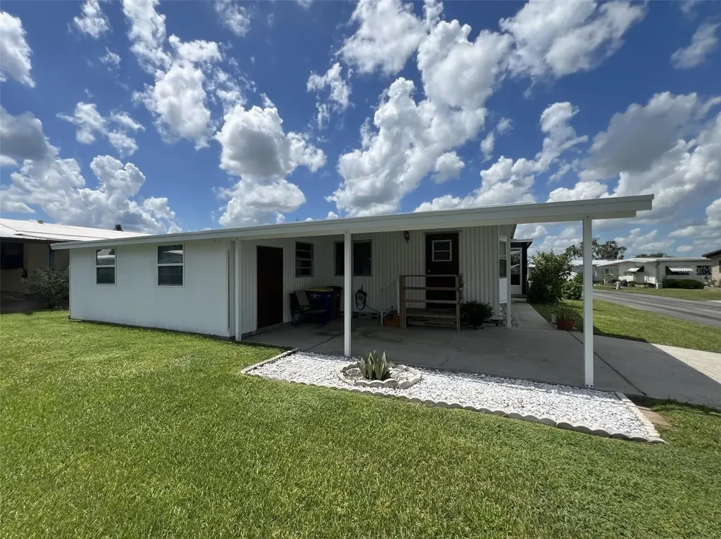 2055 S Floral Avenue Bartow FL 33830