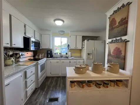 2055 S Floral Avenue Bartow FL 33830