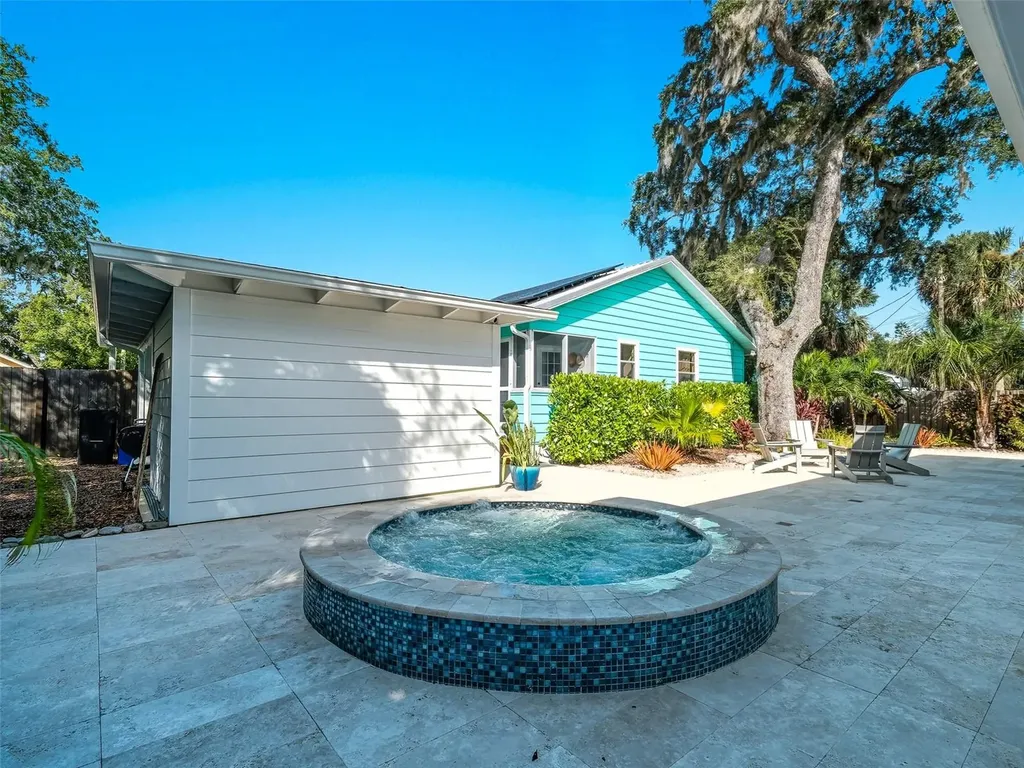 513 Ball Street New Smyrna Beach FL 32168