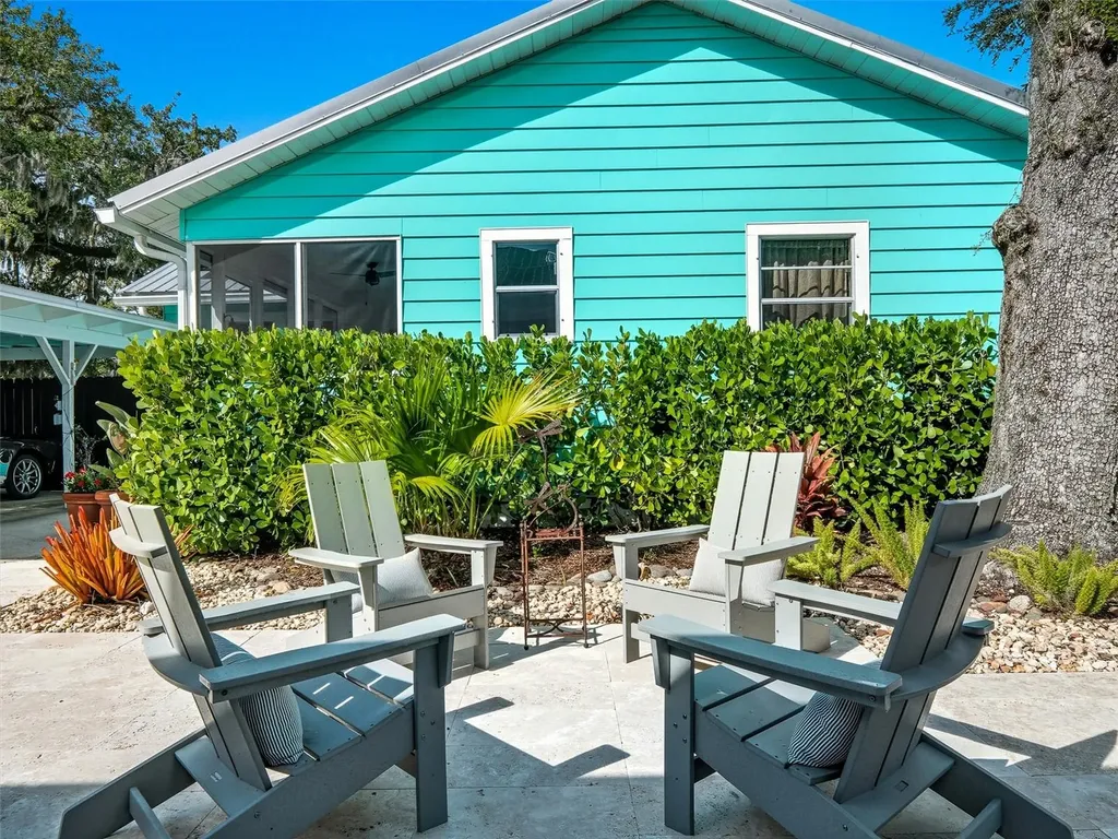 513 Ball Street New Smyrna Beach FL 32168