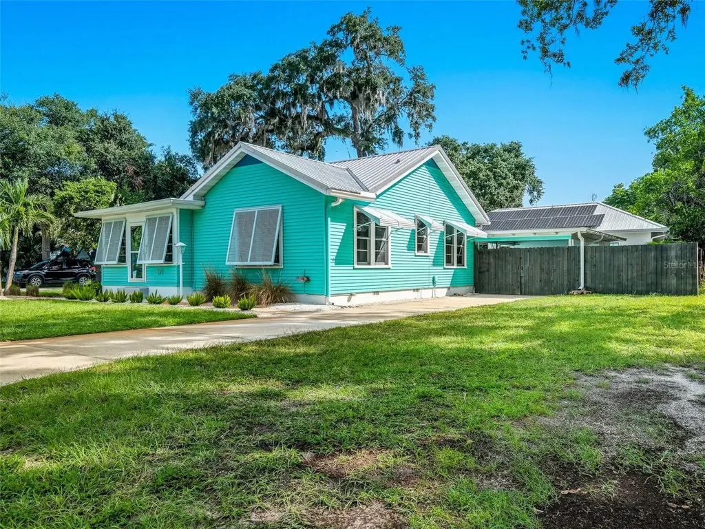 513 Ball Street New Smyrna Beach FL 32168