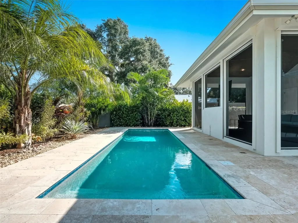 513 Ball Street New Smyrna Beach FL 32168
