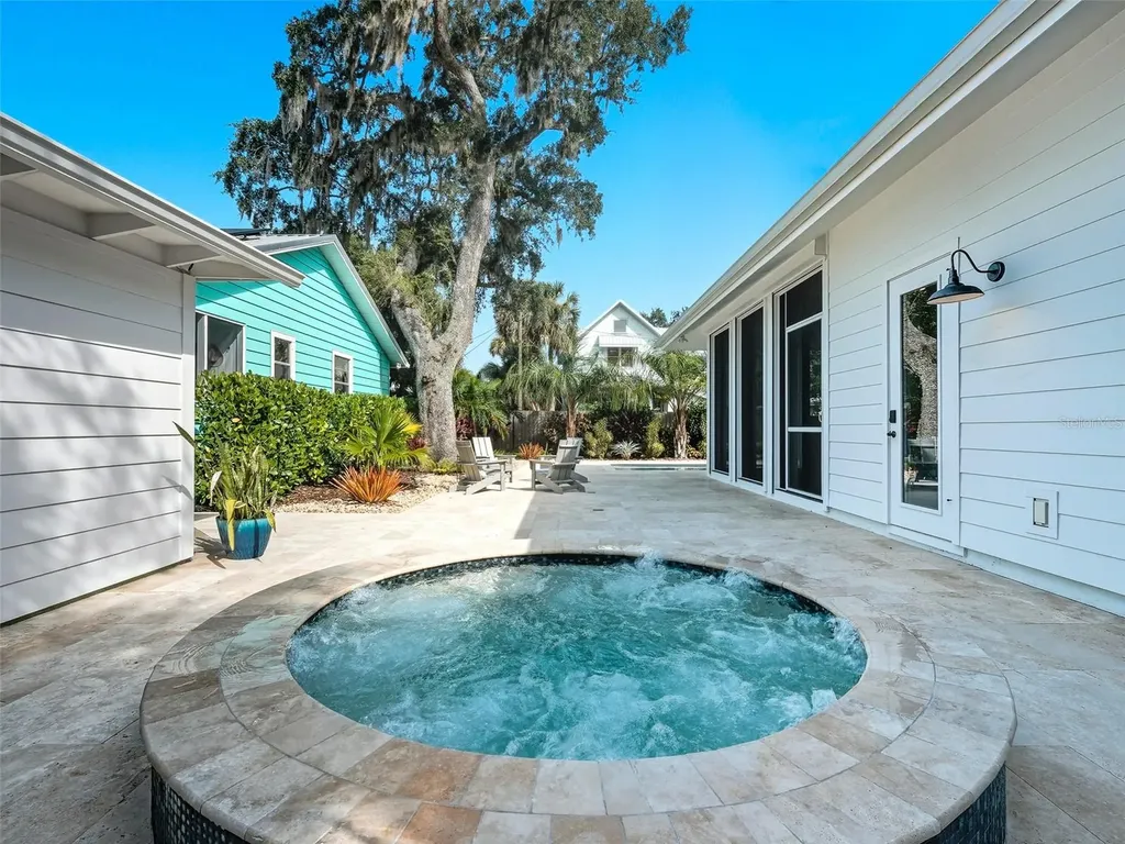 513 Ball Street New Smyrna Beach FL 32168
