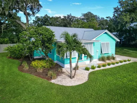 513 Ball Street New Smyrna Beach FL 32168