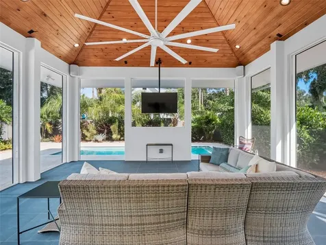 513 Ball Street New Smyrna Beach FL 32168