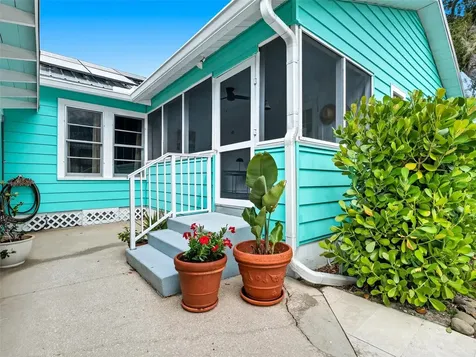 513 Ball Street New Smyrna Beach FL 32168