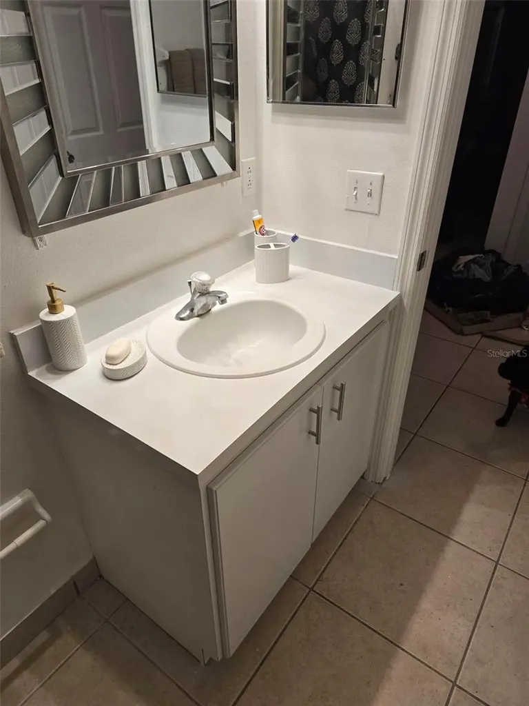 136 Knotts Lane Kissimmee FL 34743