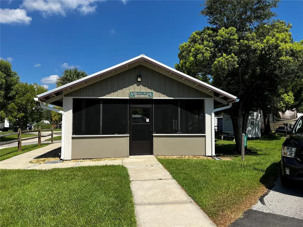 2870 NE 103rd Avenue Silver Springs FL 34488