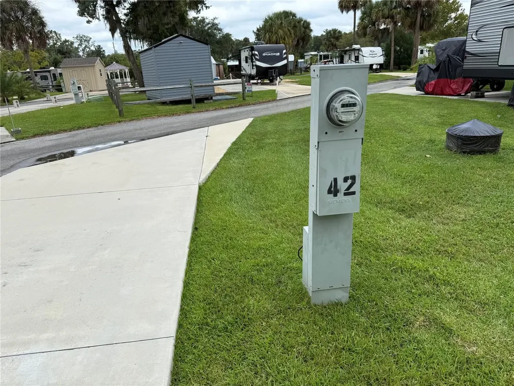 2870 NE 103rd Avenue Silver Springs FL 34488
