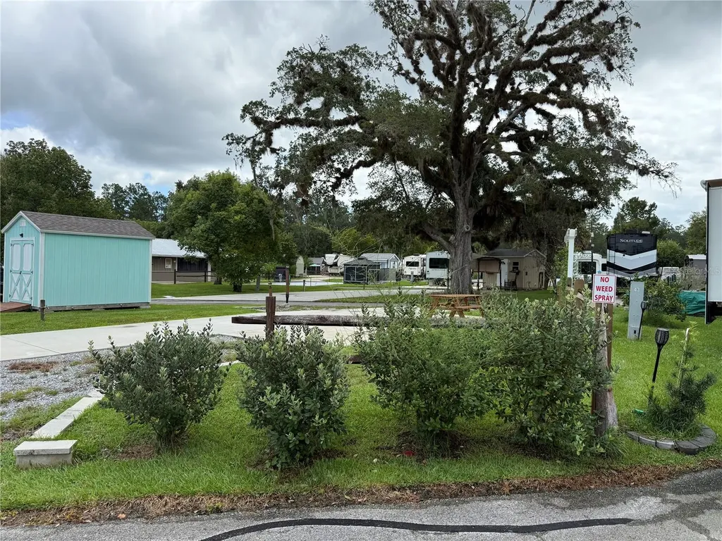 2870 NE 103rd Avenue Silver Springs FL 34488