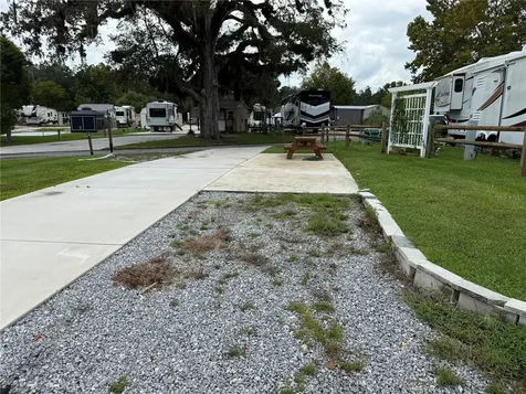 2870 NE 103rd Avenue Silver Springs FL 34488