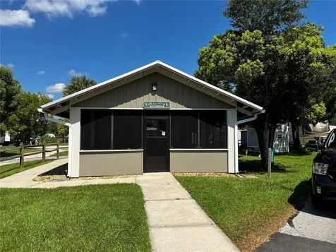 2870 NE 103rd Avenue Silver Springs FL 34488
