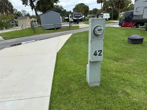 2870 NE 103rd Avenue Silver Springs FL 34488