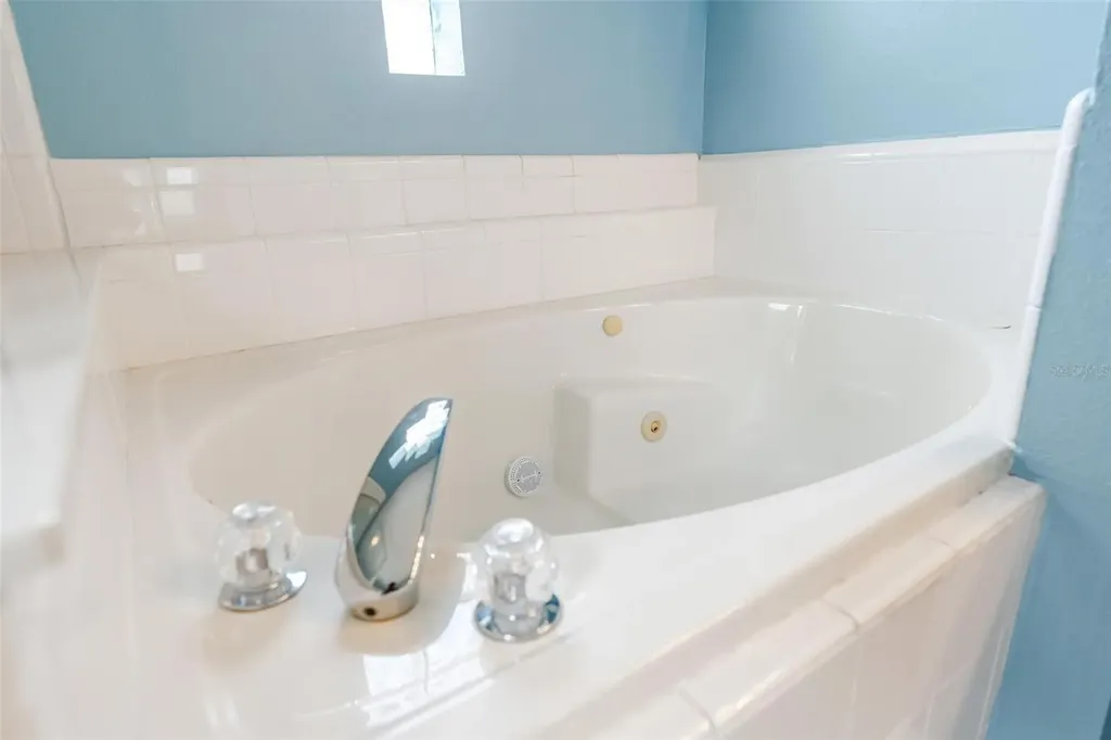 325 Longshadows Court Ocoee FL 34761