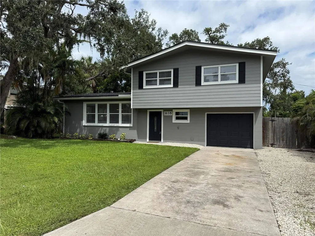 3135 Alta Vista Street Sarasota FL 34237