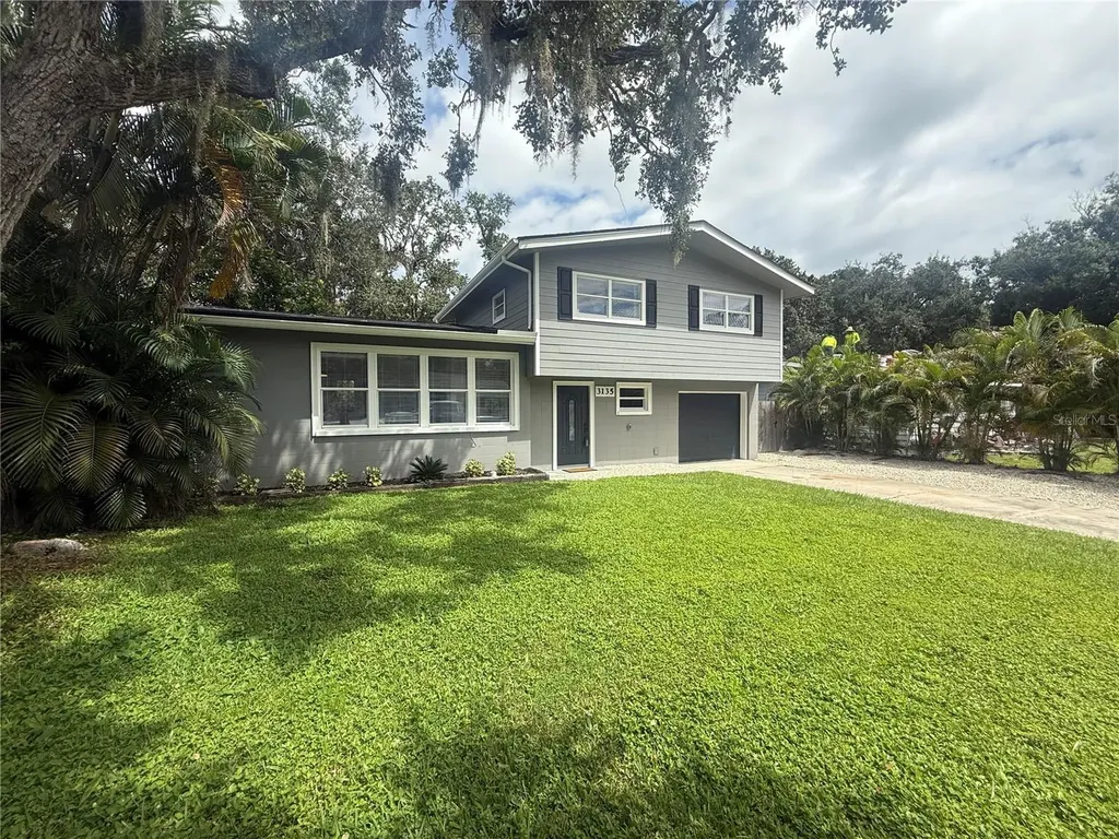 3135 Alta Vista Street Sarasota FL 34237