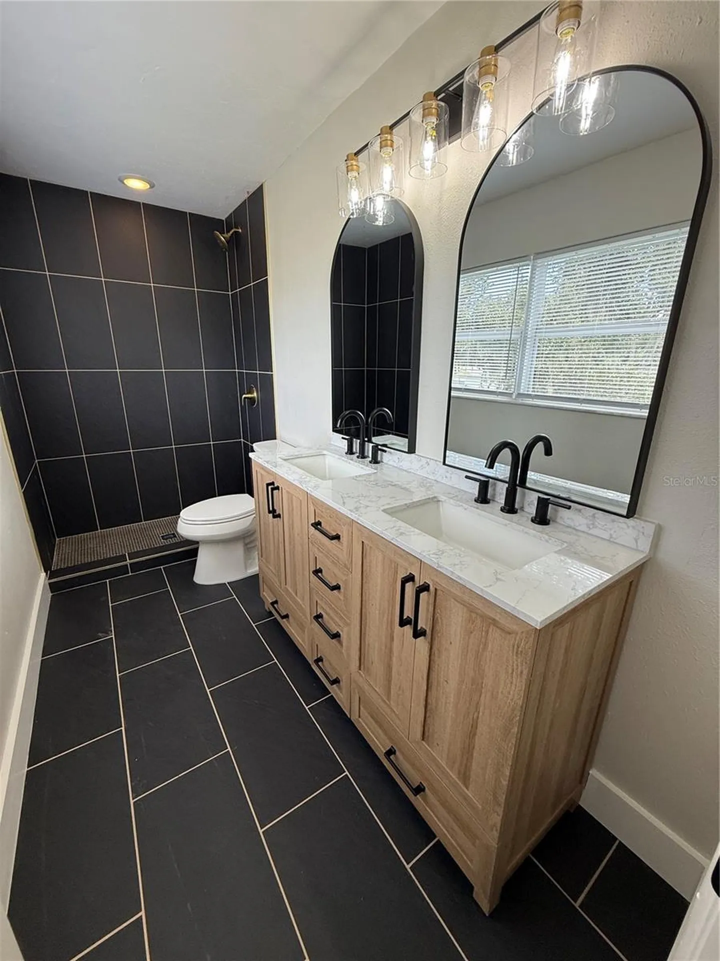 3135 Alta Vista Street Sarasota FL 34237