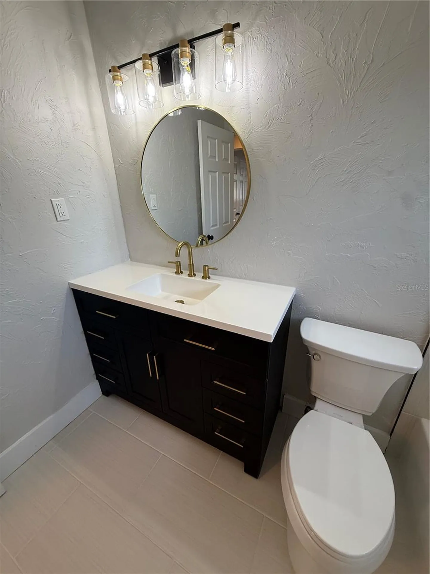 3135 Alta Vista Street Sarasota FL 34237