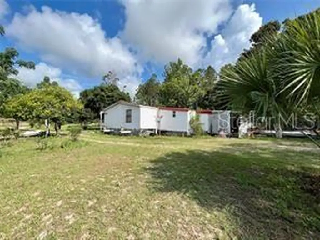 16021 SE 170th Avenue Weirsdale FL 32195