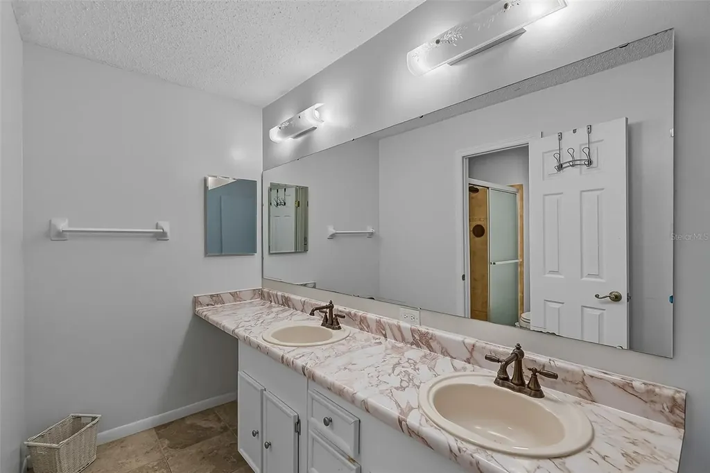 2746 SW 14 Drive Gainesville FL 32608